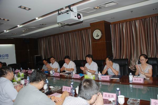 調(diào)整大小 2、隧道院董事長(zhǎng)趙晉友對(duì)我院董事長(zhǎng)、總經(jīng)理一行的到來(lái)表示歡迎.JPG