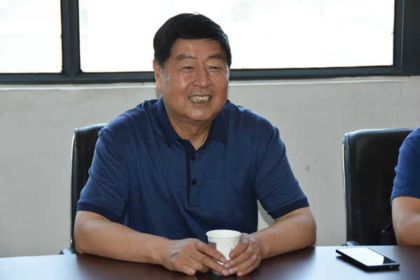 1503910896139431.jpg 1、董事長(zhǎng)姚金山對(duì)省規(guī)劃院在近年來(lái)所取得的成績(jī)表示贊賞_副本.jpg