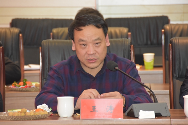 1518580566794065.jpg 9.各管理技術骨干為公司發(fā)展建言獻策.jpg