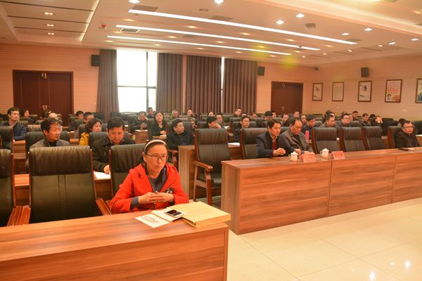 1523242859950787.jpg 4、公司2018年度責任目標承包協(xié)議簽訂儀式會場.jpg