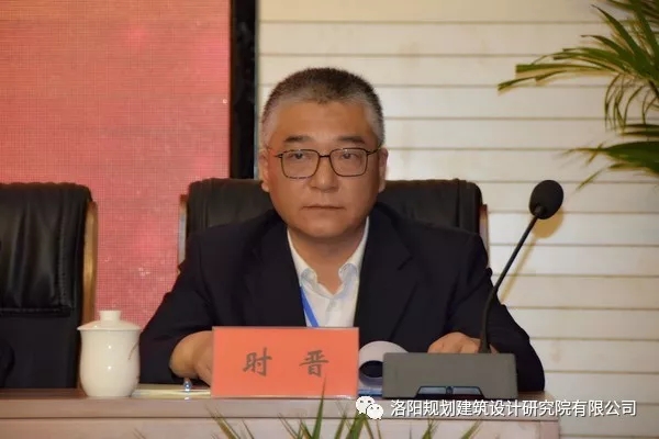 1523582970690100.jpg 640.webp (3).jpg