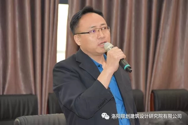 1523583002353936.jpg 640.webp (5).jpg