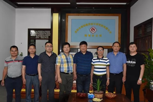 1526865596122941.jpg 640.webp (1).jpg