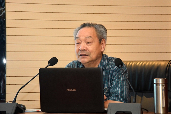 1527063715127554.jpg 5.歷史考古學(xué)專家蔡運(yùn)章分享史前城邑與都城起源觀點(diǎn).jpg