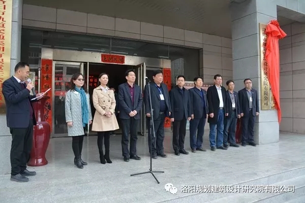 1553479643402088.jpg 640.webp (7).jpg